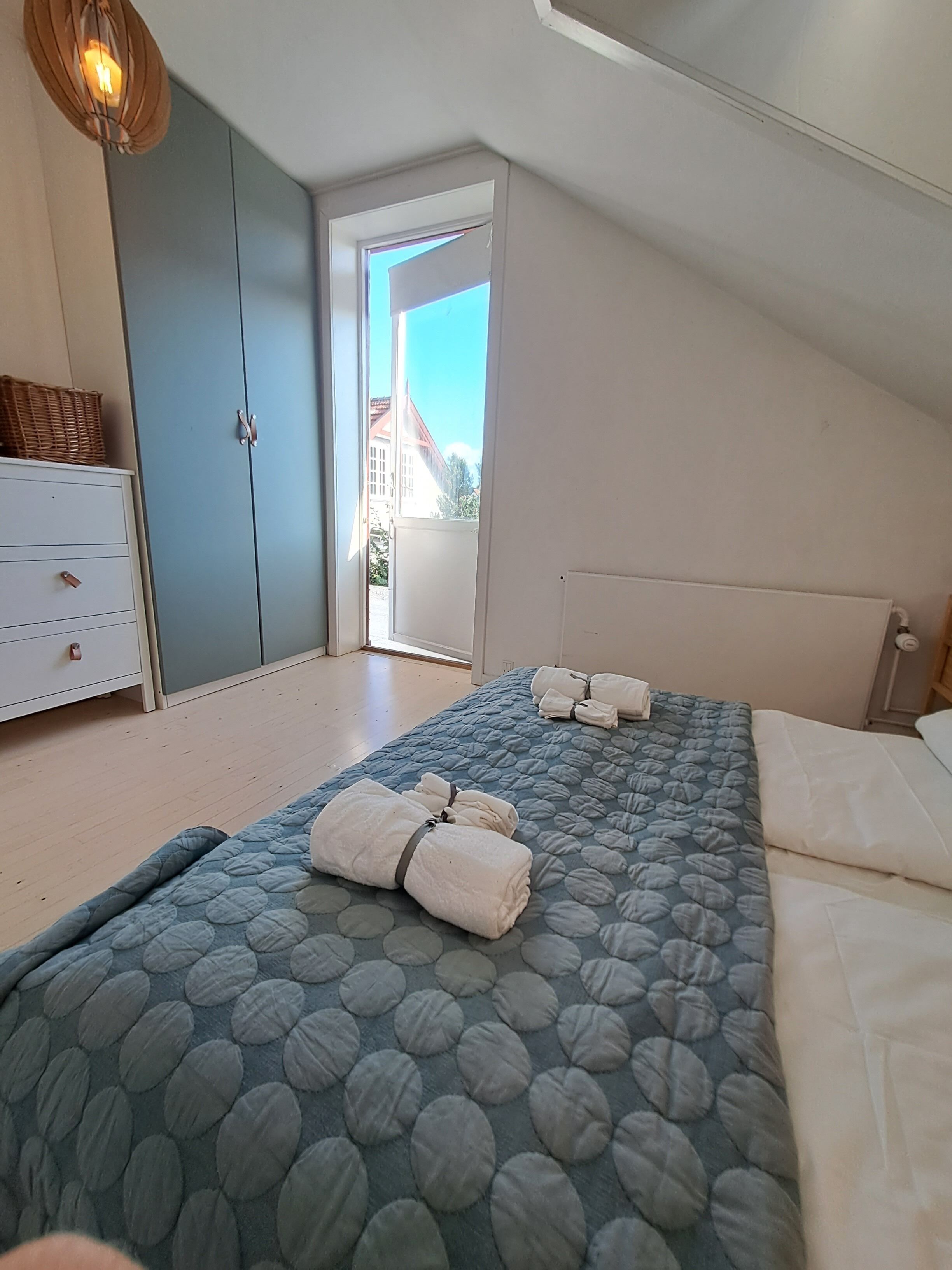 4 dormitorios, escritorio, tabla de planchar con plancha y wifi gratis