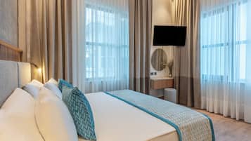 1 bedroom, Egyptian cotton sheets, premium bedding, minibar