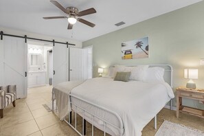 3 bedrooms, iron/ironing board, WiFi, bed sheets