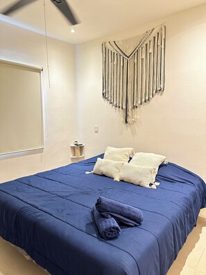 3 soverom, strykejern/-brett, wi-fi og sengetøy