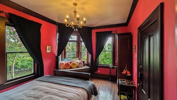 Romantic Room, Multiple Beds, Garden View (Not Pet Friendly)