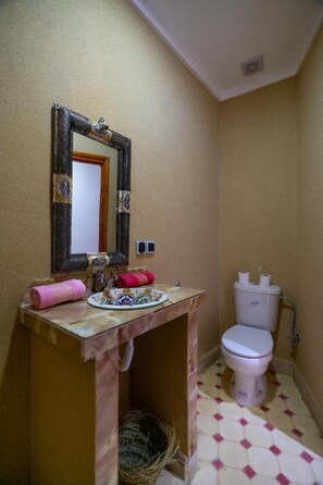 Towels, soap, toilet paper