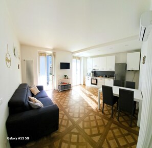 TV, books, stereo - Domus Mea, here is the place you are looking for! (Domodossola)