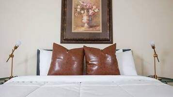 1 quarto, escrivaninha, Wi-Fi de cortesia, roupa de cama