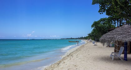 moms place negril