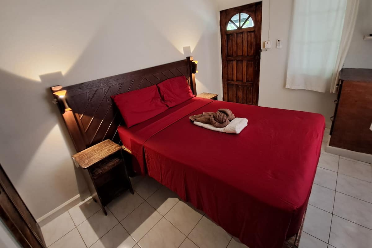 Minibar, coffres-forts dans les chambres, décoration personnalisée