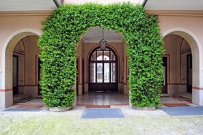 Exterior - Giovio Duplex Apartment (Milano)