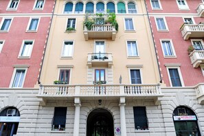 Exterior - Giovio Duplex Apartment (Milano)