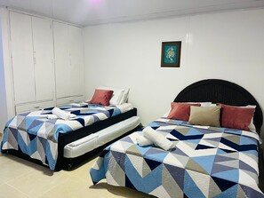 1 bedroom, iron/ironing board, bed sheets - Espectacular Vista Apartamento en Cartagena - El Laguito (Cartagena de Indias)