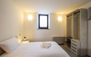 2 sovrum, resesäng, gratis wi-fi och sängkläder