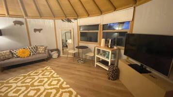 1 camera, Wi-Fi gratuito