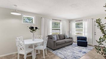 Televisión y oficina