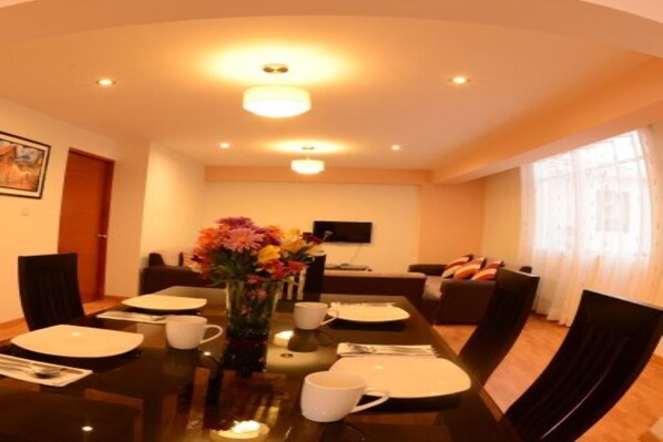Dining - Confortable Departamento Amoblado Cusco (Cusco)