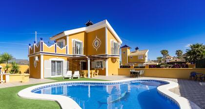 Superbe maison Ă MazarrĂłn avec cuisine