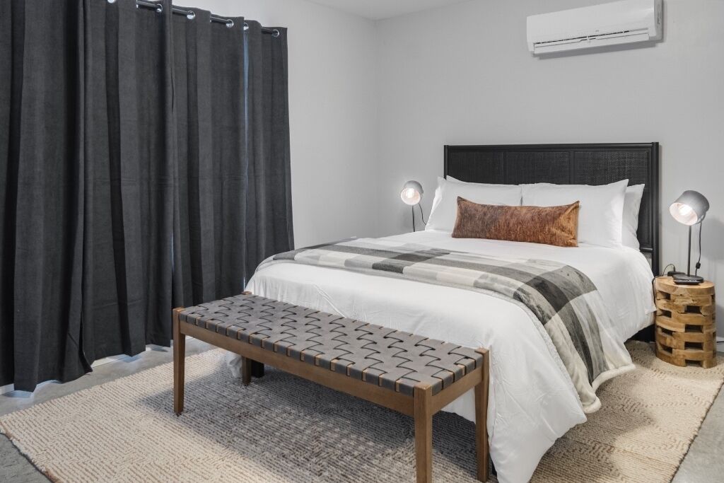 3 chambres, fer et planche à repasser, lit parapluie, Wi-Fi