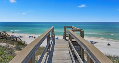 Memory Lane at Magnolia Cottages