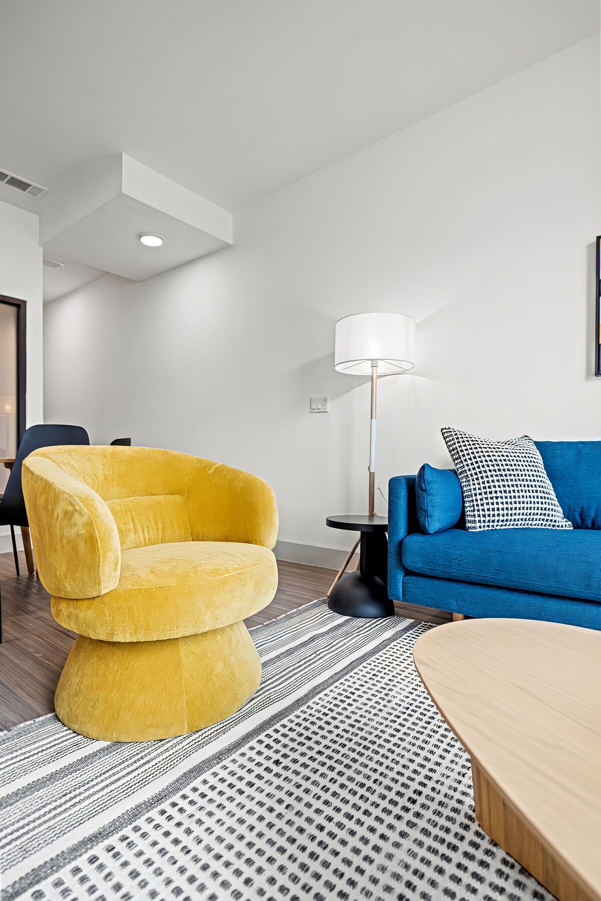 Photo 212 of Placemakr Downtown Austin