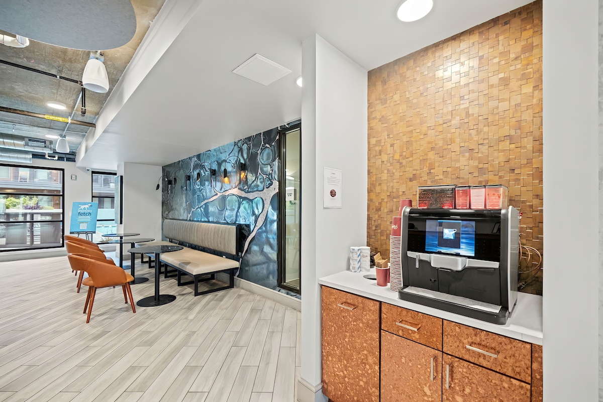 Photo 273 of Placemakr Downtown Austin