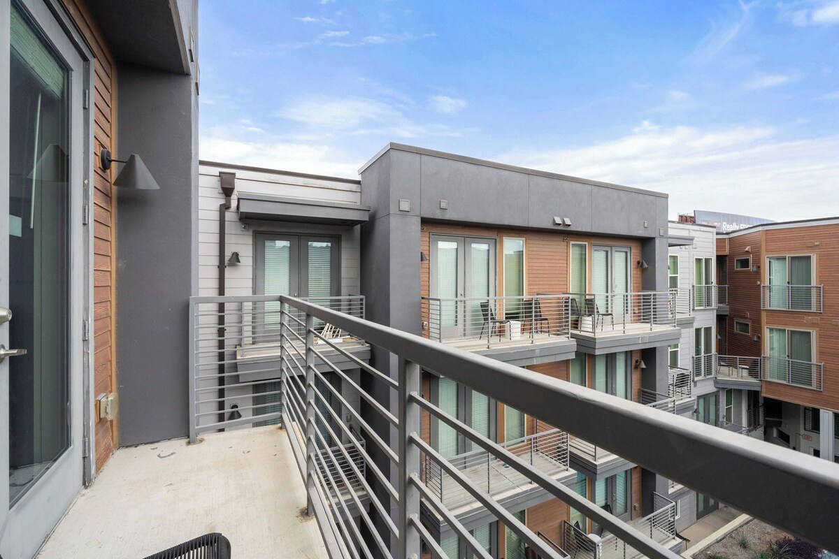 Photo 83 of Placemakr Downtown Austin