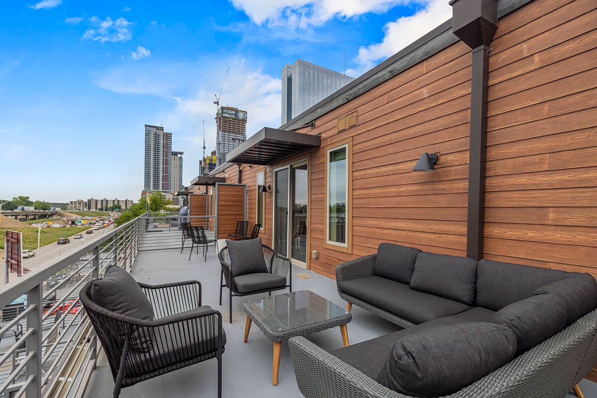 Photo 274 of Placemakr Downtown Austin