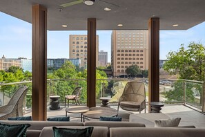 Terrace/patio - Placemakr Downtown Austin (Austin)