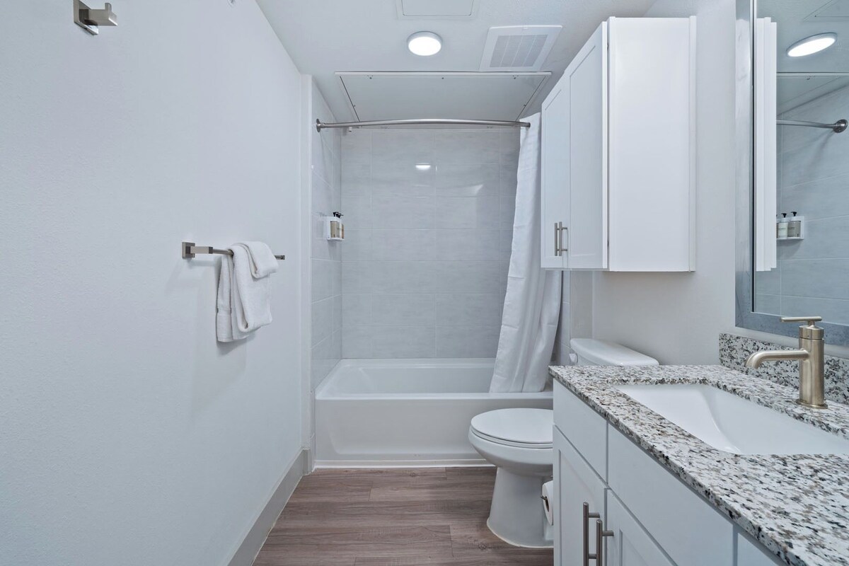Photo 124 of Placemakr Downtown Austin