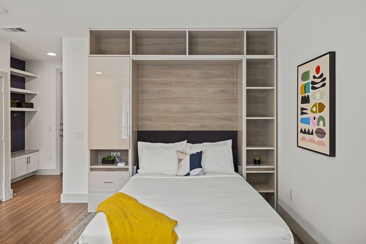Photo 127 of Placemakr Downtown Austin