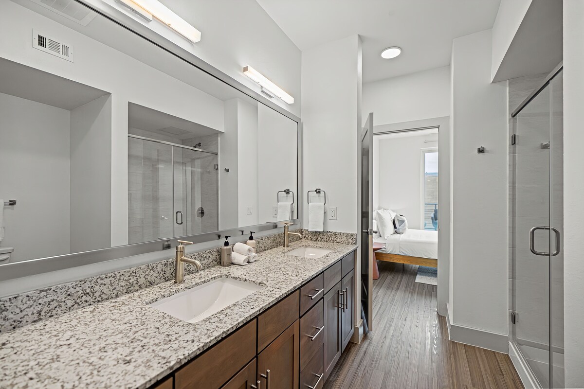 Photo 7 of Placemakr Downtown Austin