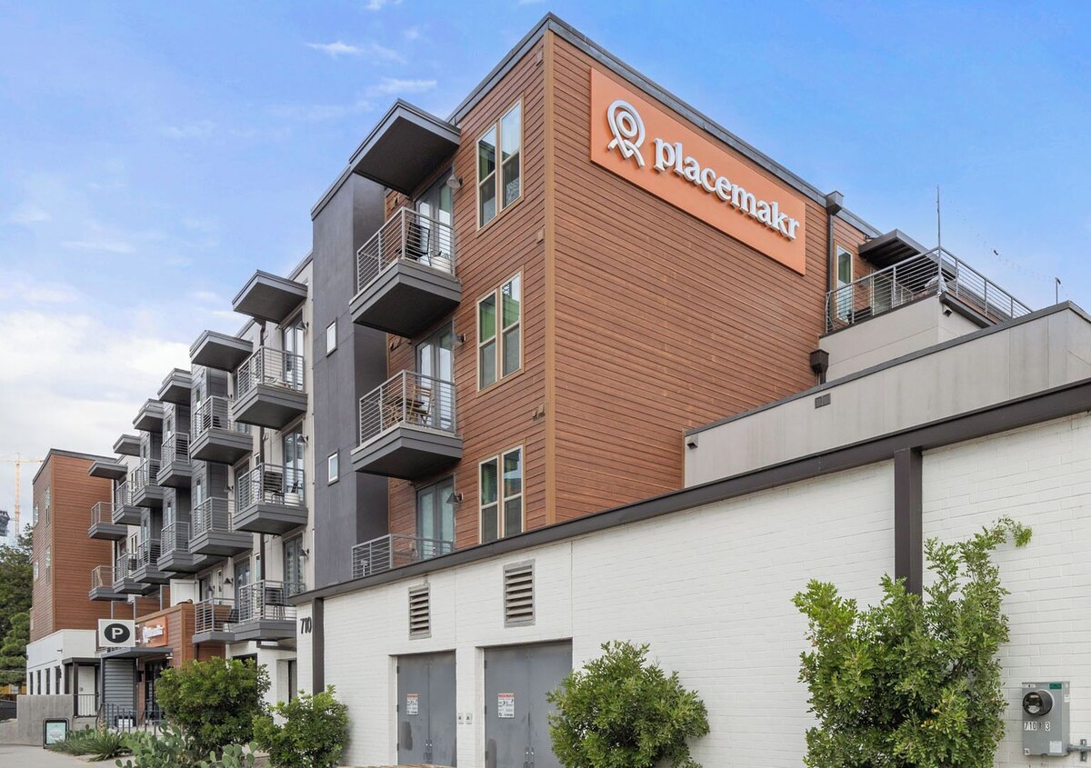 Photo 106 of Placemakr Downtown Austin