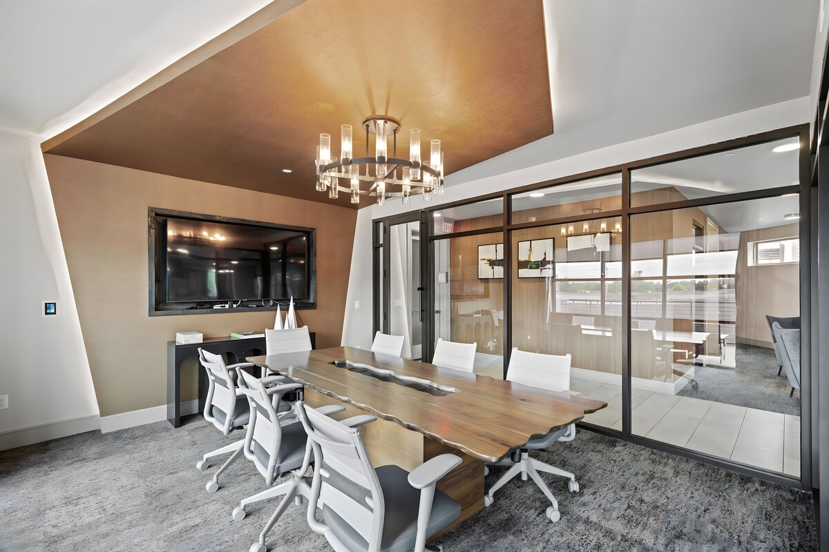 Photo 48 of Placemakr Downtown Austin