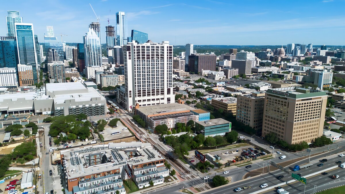 Photo 56 of Placemakr Downtown Austin