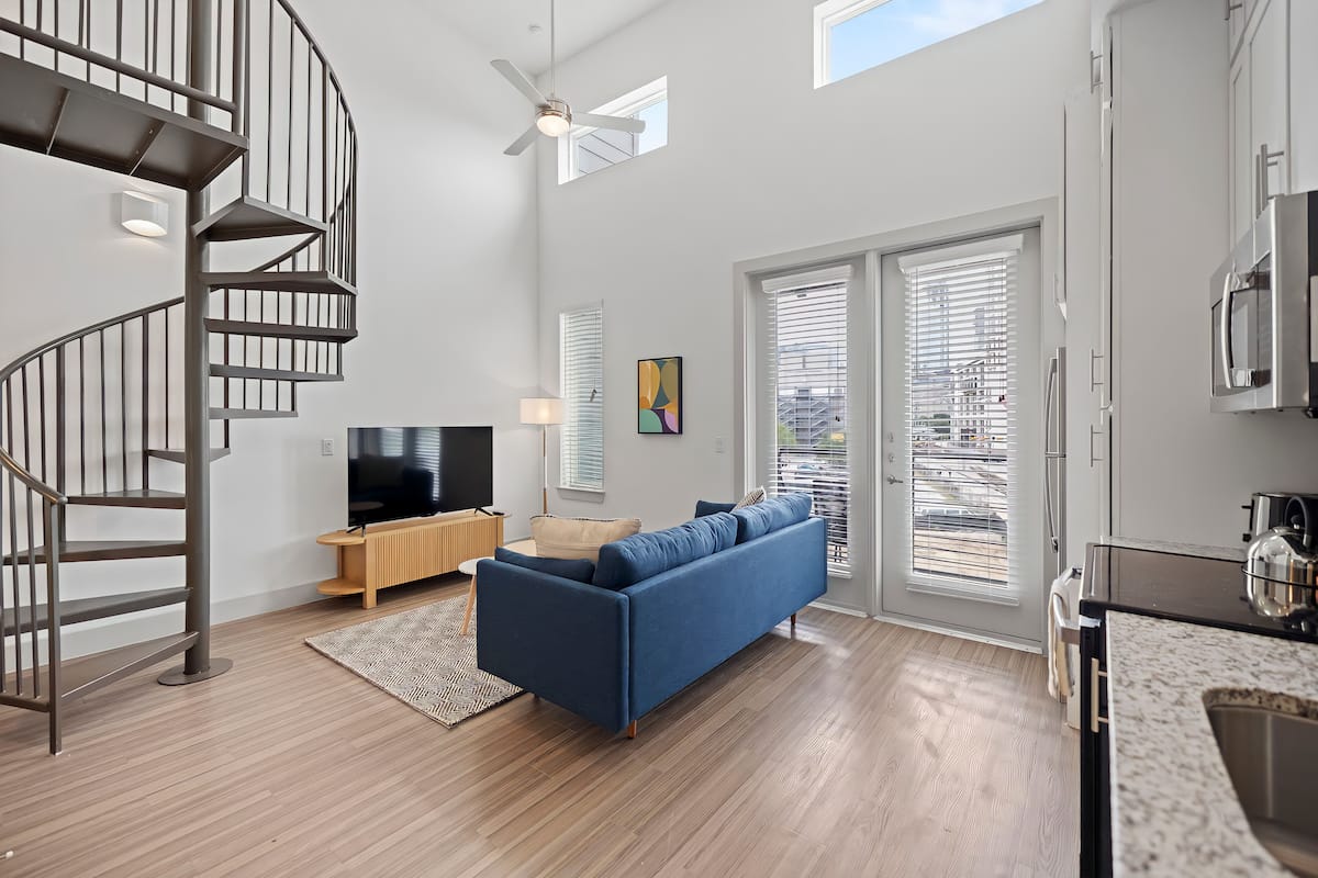 Premier Studio | Living area | 43-inch Smart TV with digital channels, Netflix, Hulu