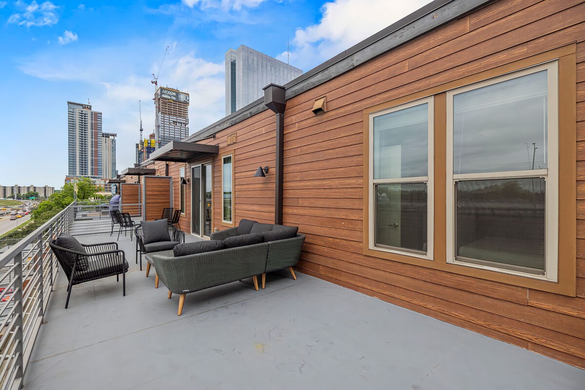Photo 283 of Placemakr Downtown Austin