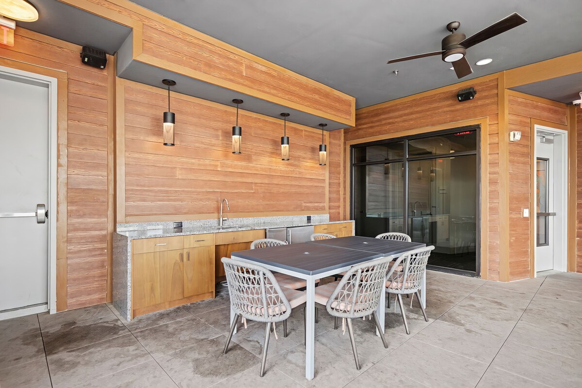 Photo 285 of Placemakr Downtown Austin