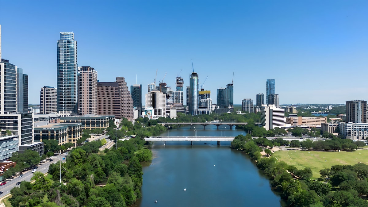Photo 58 of Placemakr Downtown Austin