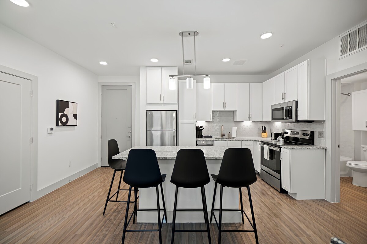 Photo 117 of Placemakr Downtown Austin