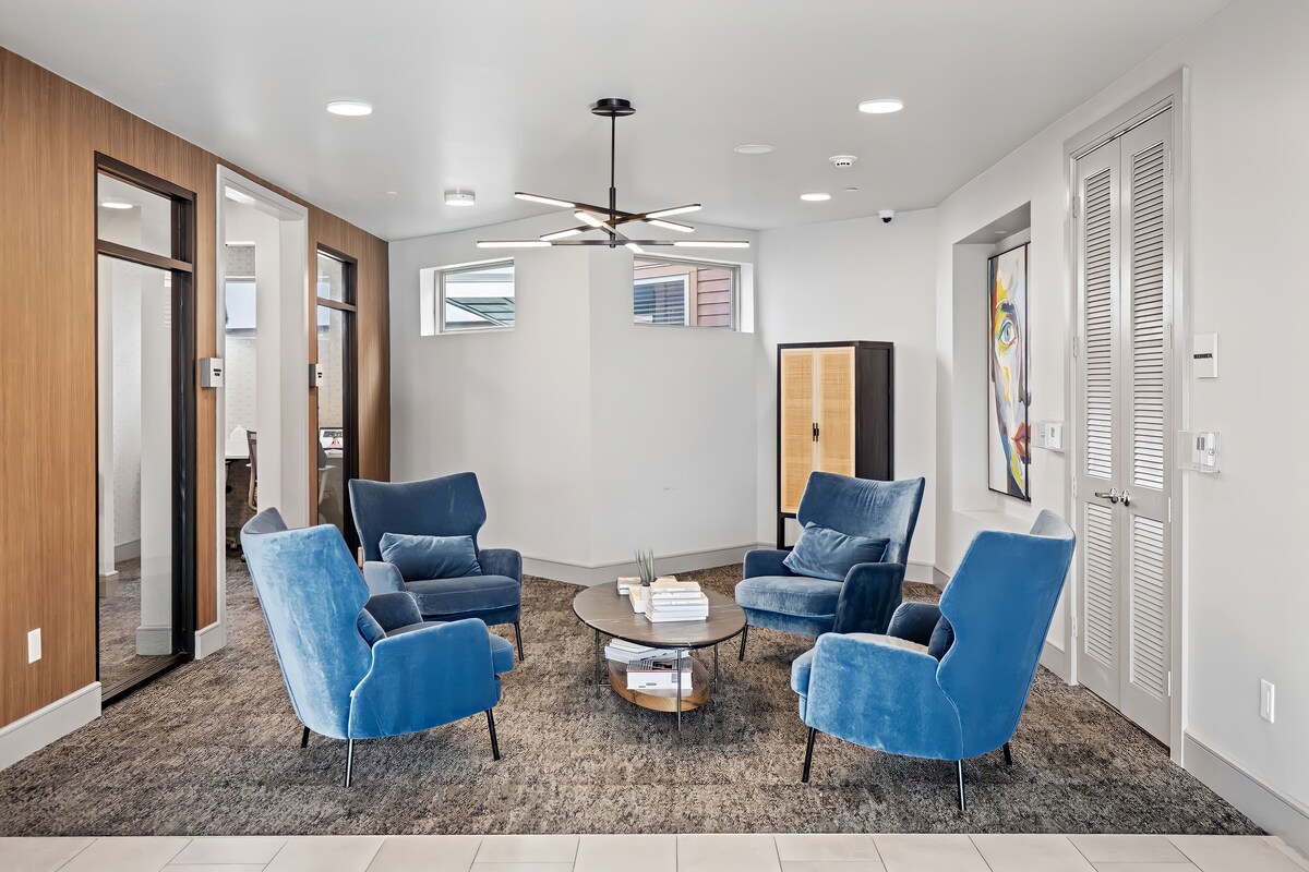 Photo 90 of Placemakr Downtown Austin