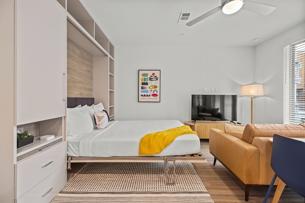 Photo 123 of Placemakr Downtown Austin
