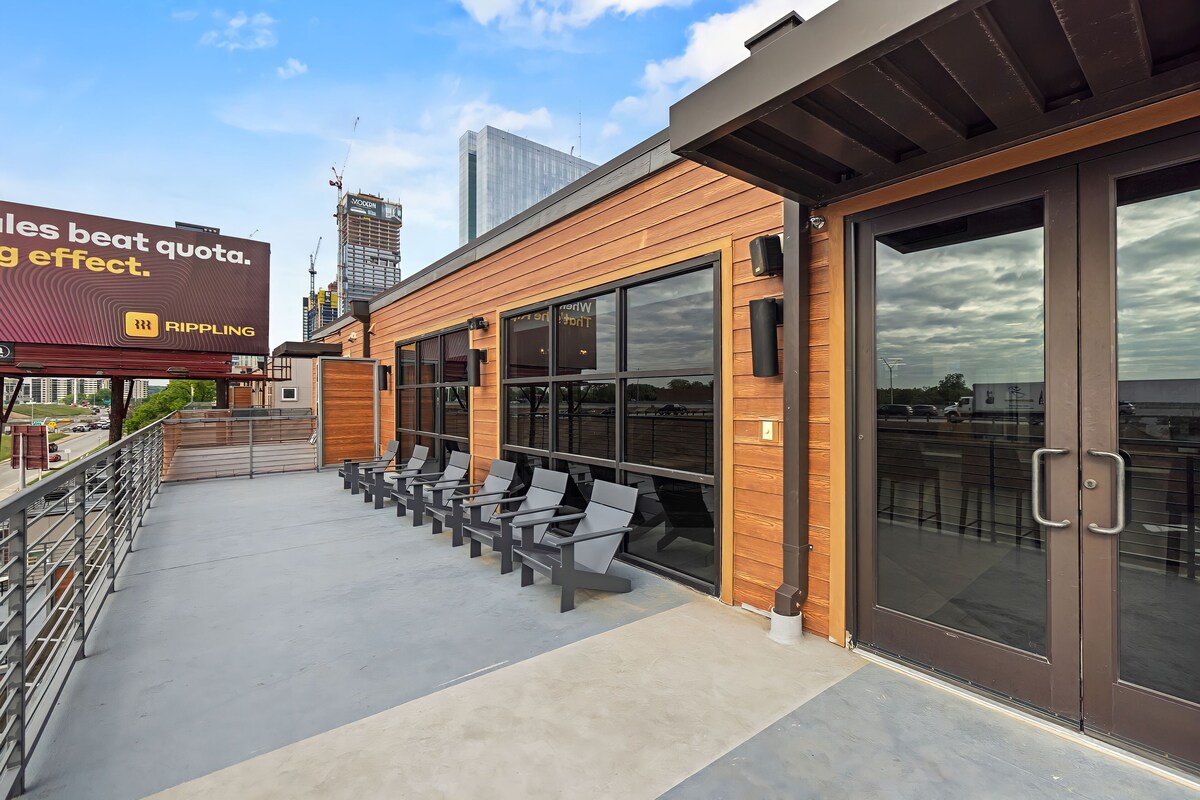 Photo 282 of Placemakr Downtown Austin