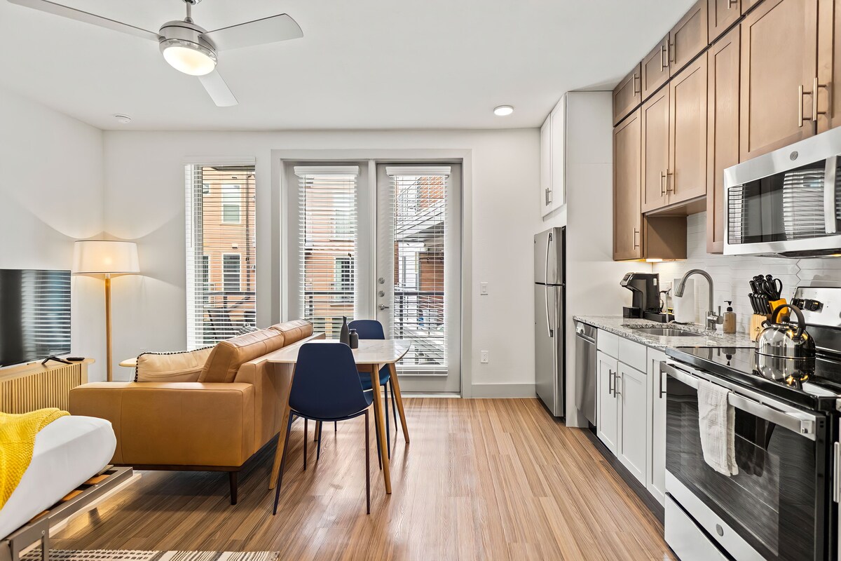 Photo 32 of Placemakr Downtown Austin
