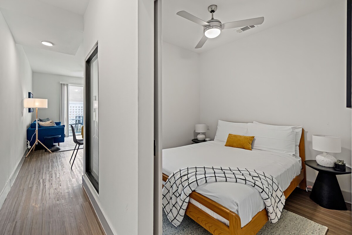 Photo 128 of Placemakr Downtown Austin