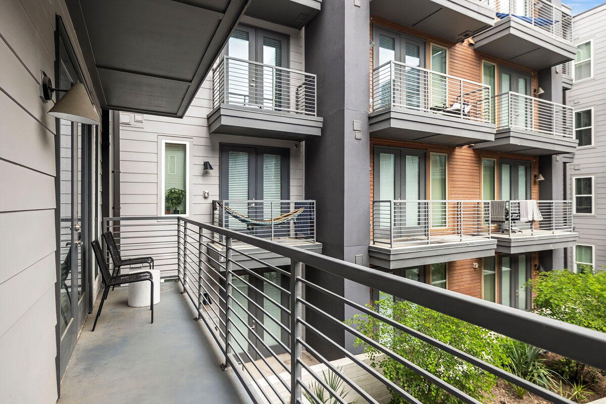 Photo 2 of Placemakr Downtown Austin