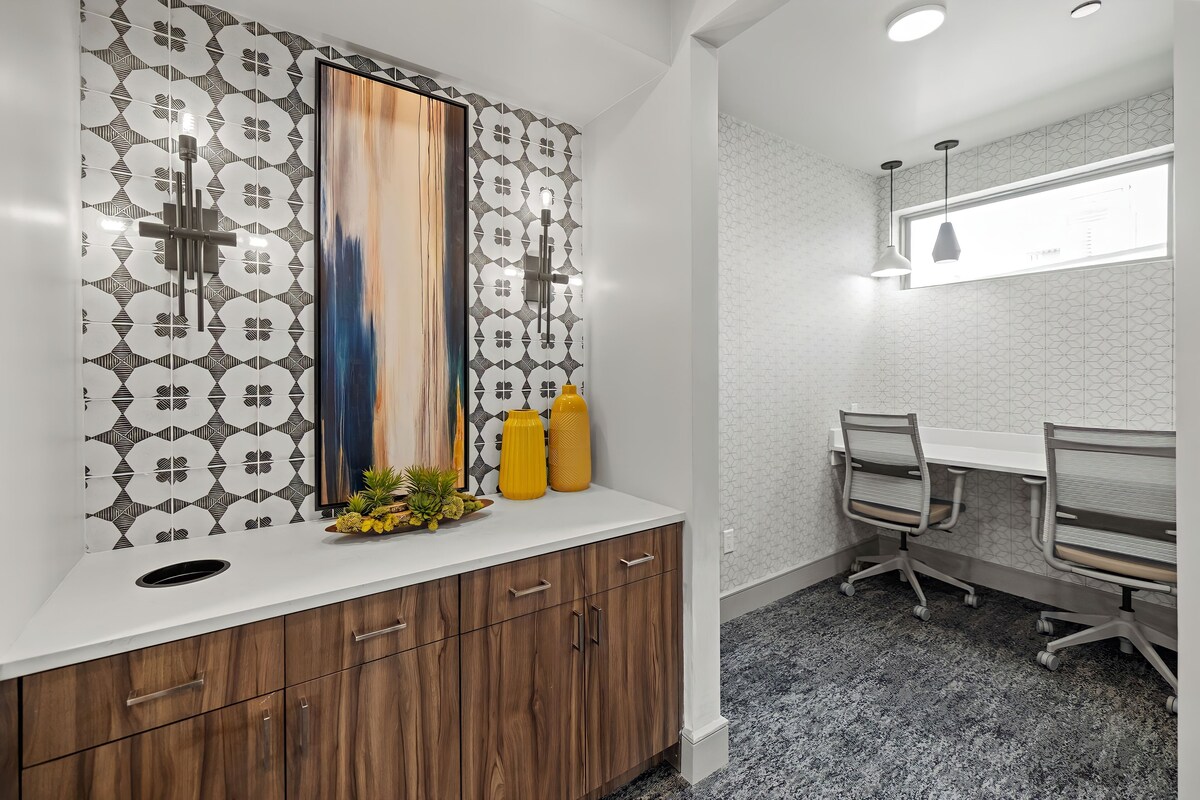 Photo 93 of Placemakr Downtown Austin