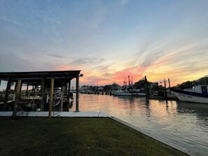 Marina - The HOEK Hotel with Private Boat Slip and Pirate Bar (San Leon)