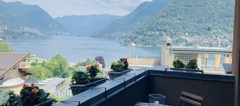Lake view just minutes from the historic center of Como (Bixio 1)