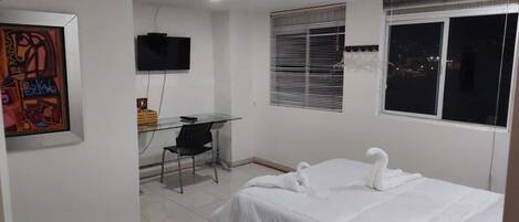 Deluxe Room | City view