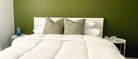 1 soverom, skrivebord, strykejern/-brett og wi-fi