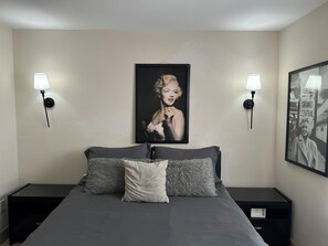 2 chambres, fer et planche à repasser, Wi-Fi gratuit, draps fournis