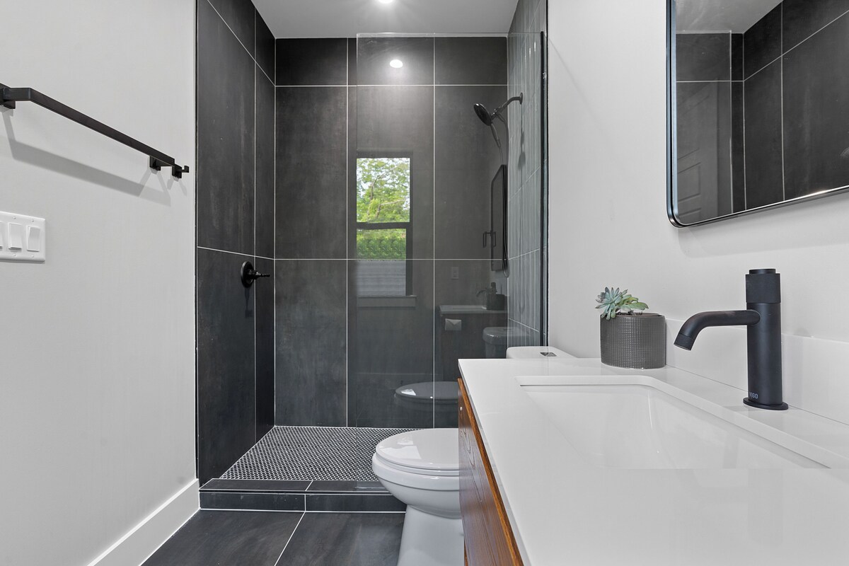 Photo 5 of Brand New Austin Downtown Home -Pool