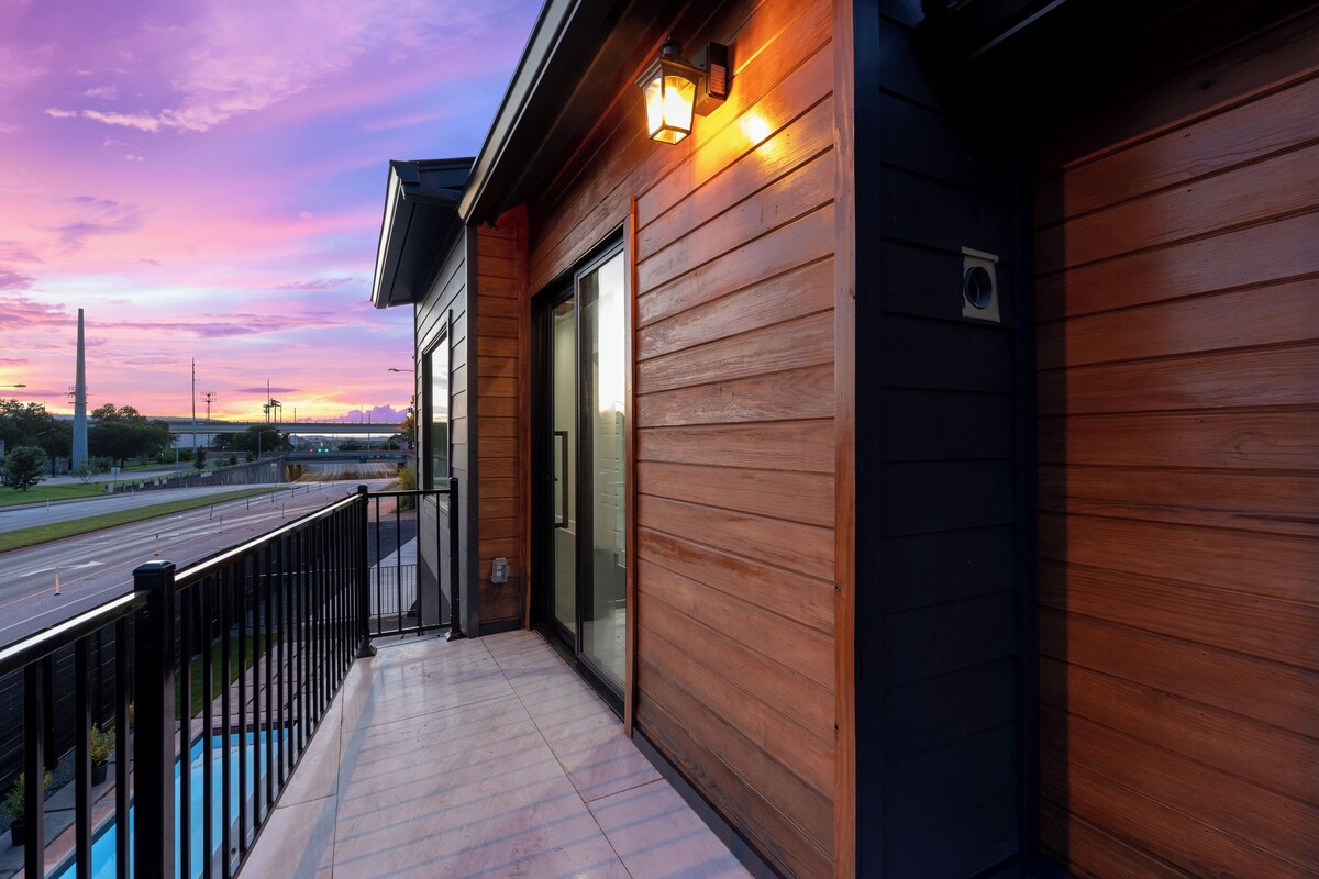 Photo 15 of Brand New Austin Downtown Home -Pool